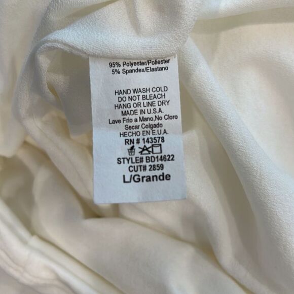 Women’s Fashion Nova Midi Dress. - Picture 8 of 8